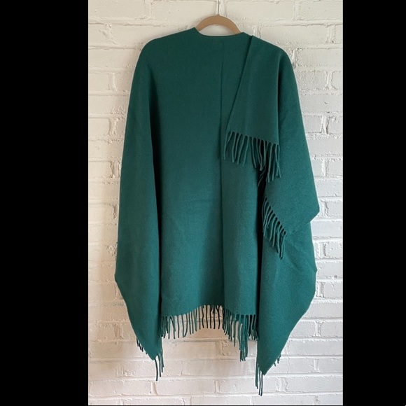 Laura Ashley Green Wool Shawl Poncho - Picture 2 of 2